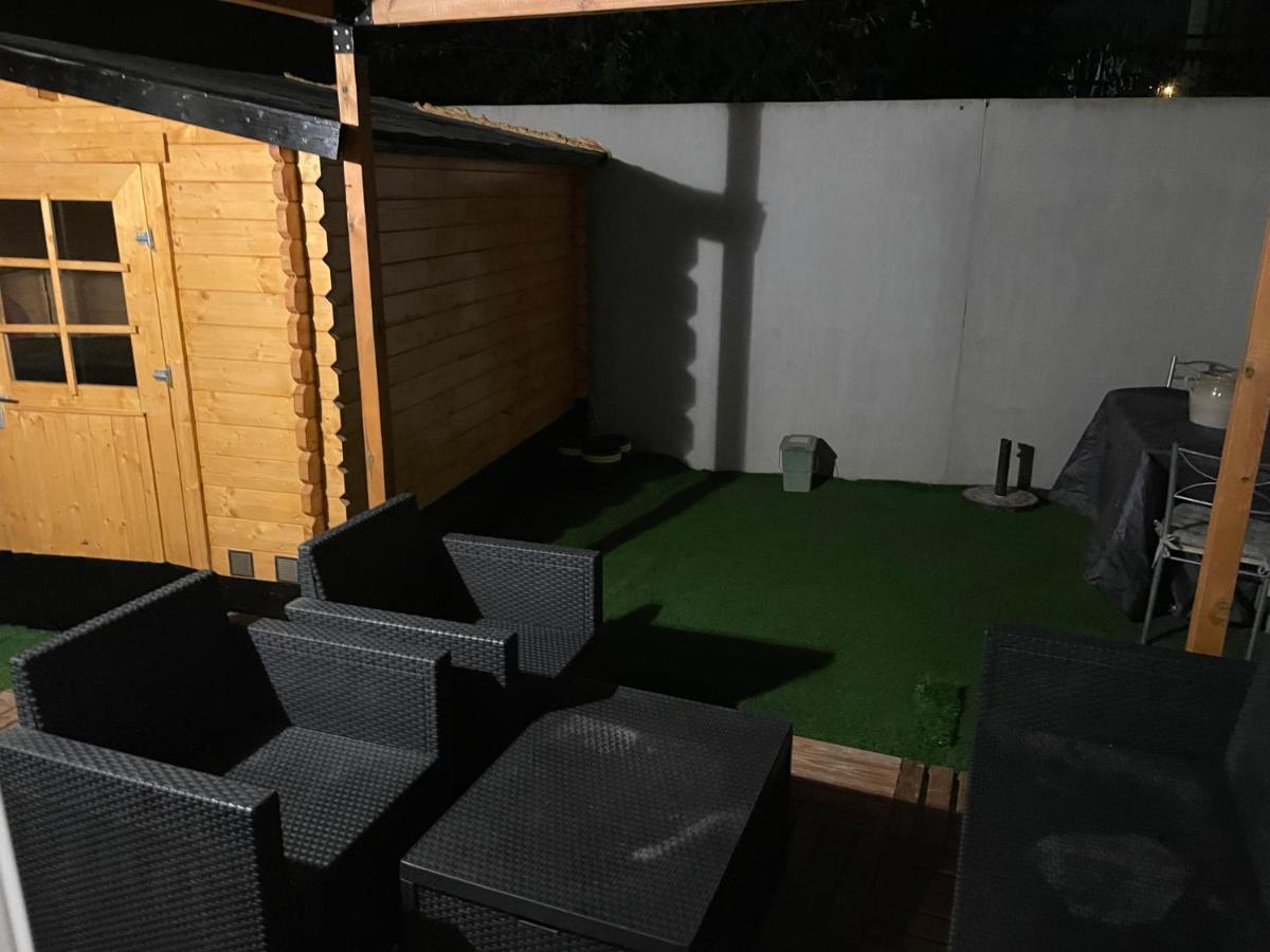 Chambre Agreable Avec Jacuzzi Марсель Екстер'єр фото